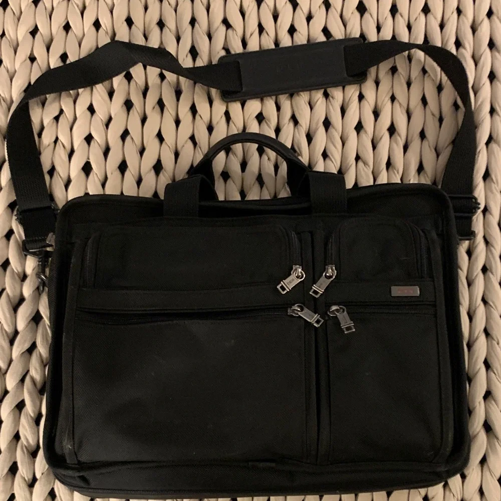Tumi Black Men's Briefcase (Ballistic Nylon)